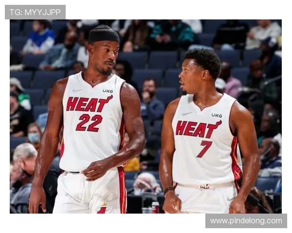 巴特勒分享队内氛围：笑声与玩笑交织展现篮球的真实魅力