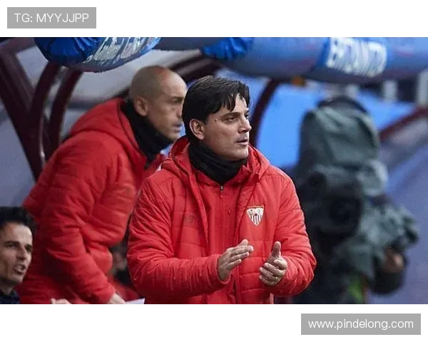 埃弗拉回忆莫耶斯执教时期自感表现糟糕并批评当代球员软弱